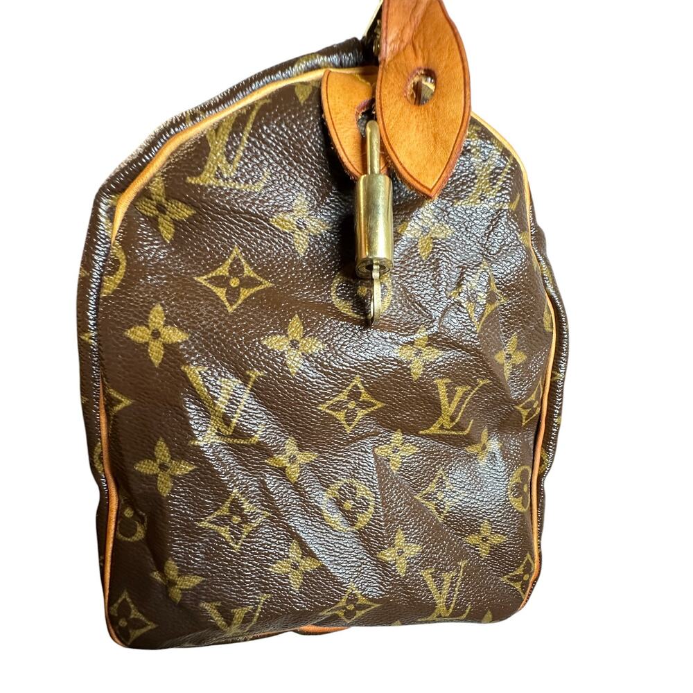 Louis Vuitton Speedy 30 Monogram Canvas Handbag w/ Lock, Dust Bag & COA - Picture 4 of 15